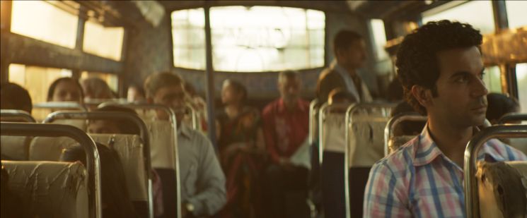 Newton (Amit V Masurkar, Forum)