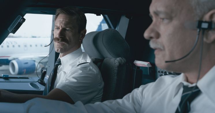 Sully (Clint Eastwood)